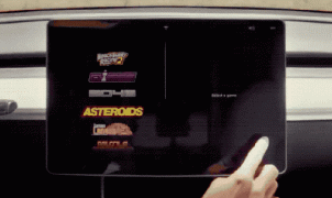 Tesla starts rolling out Chess to ‘Tesla Arcade’ in-car gaming app